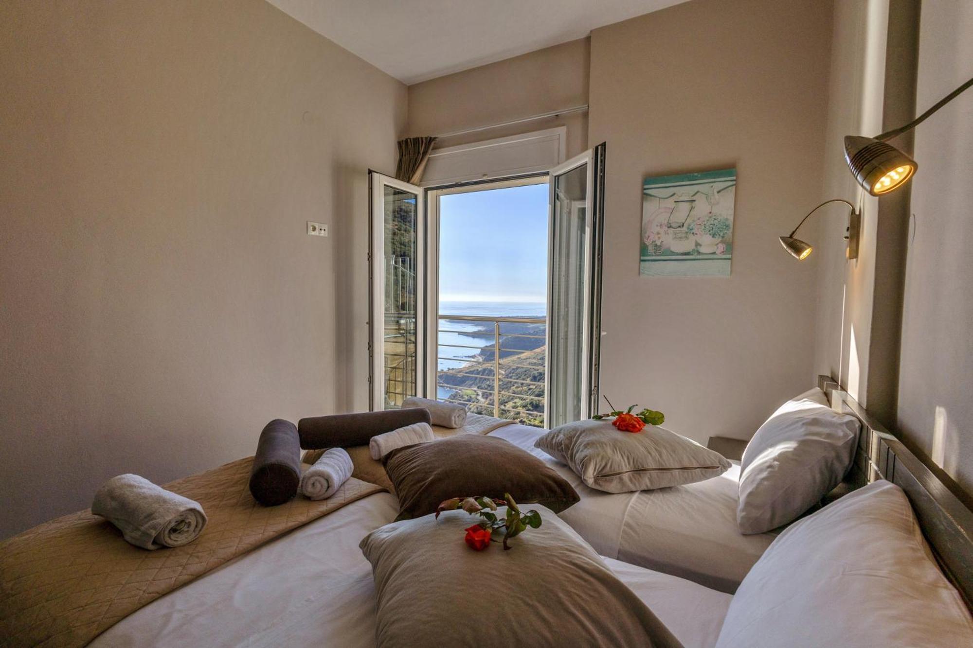 Akrotiri Panorama- Luxury Rental Apartments With Sea View Rodakino Exterior foto